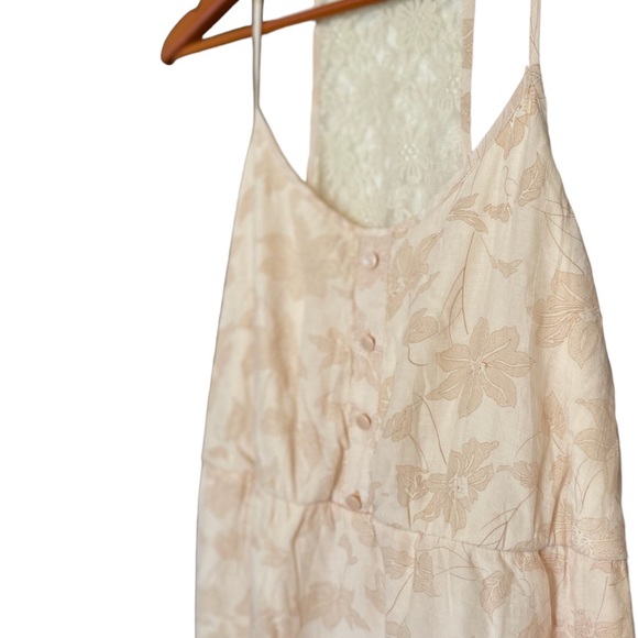 Charlotte Russe XL Lace Overlay Dress Light Pink Nude Knee Length sleeveless - Picture 3 of 5